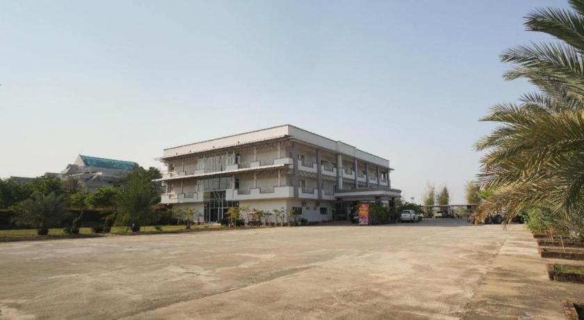 Oyo 75394 Sakthong Grand Hotel 치앙콩 외부 사진