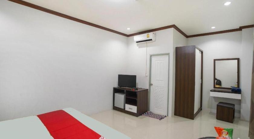 Oyo 75394 Sakthong Grand Hotel 치앙콩 외부 사진