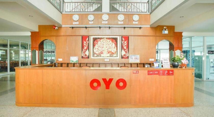Oyo 75394 Sakthong Grand Hotel 치앙콩 외부 사진